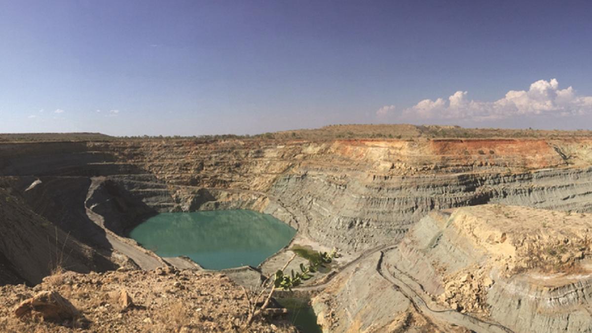 WA Government proposes controversial policy shift to accept ongoing "residual risks" at abandoned mines