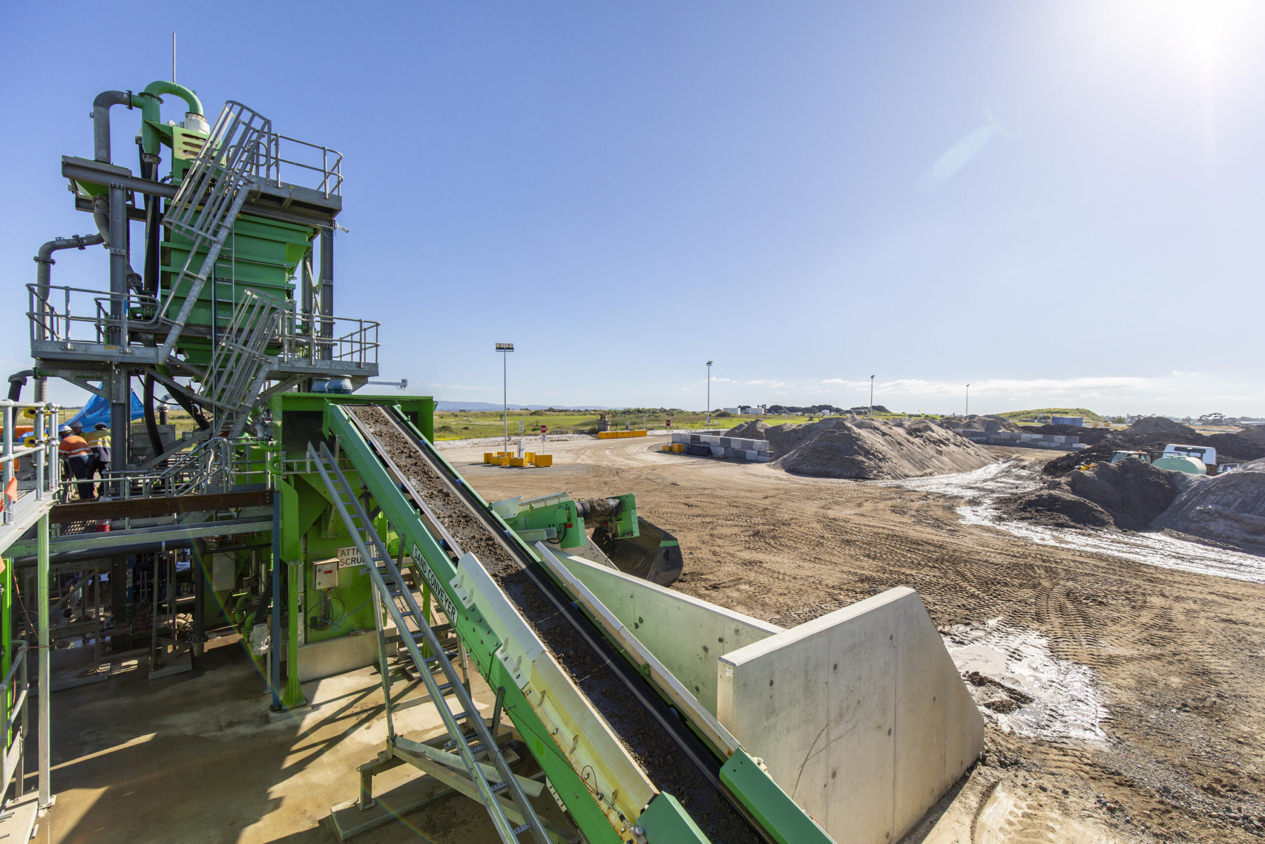 Veolia and Ventia open 160,000-tonne soil washing plant in Victoria