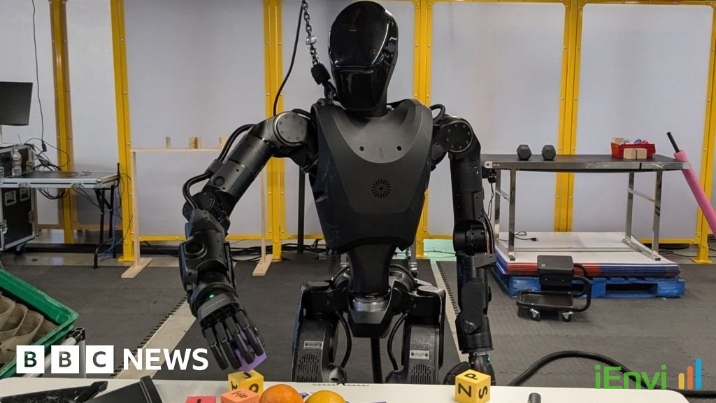 US Startup Foundation Robotics Tests Phantom Humanoid for Military Operations