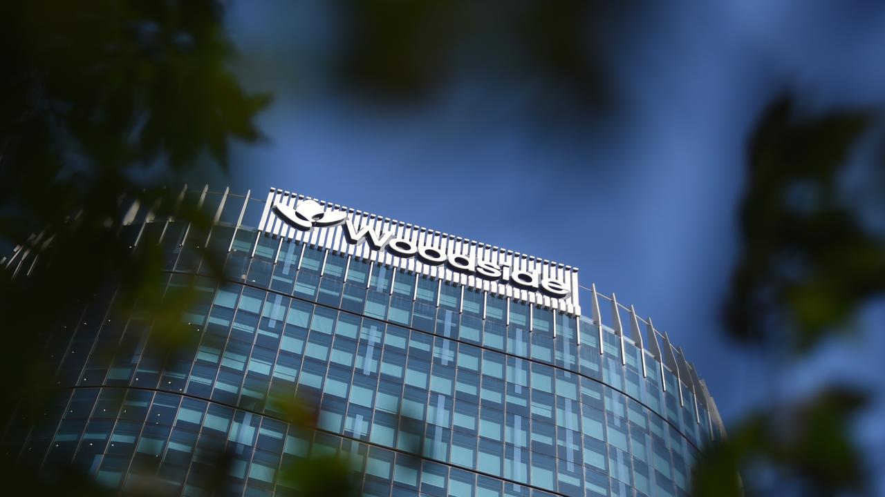 Greenpeace’s Federal Court greenwashing lawsuit against Woodside over Scope 3 emissions and carbon offsets is dismissed by mutual consent.